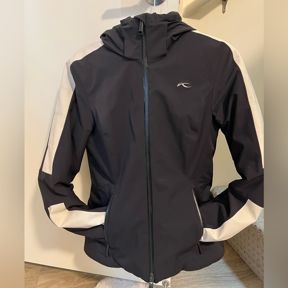 Women's Black and White Ski Jacket